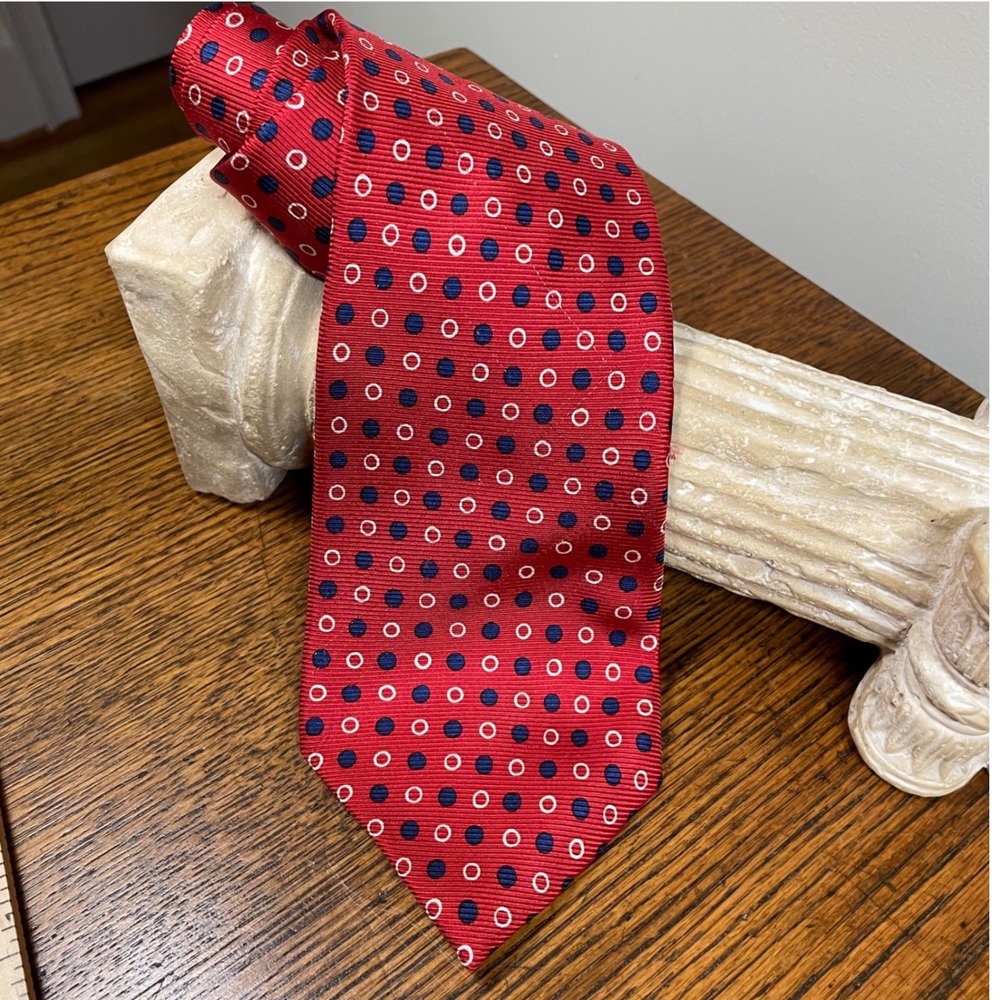 Lauren Ralph Lauren Men Red Navy Blue Polka Dot Silk Tie Made in USA Hand Finish